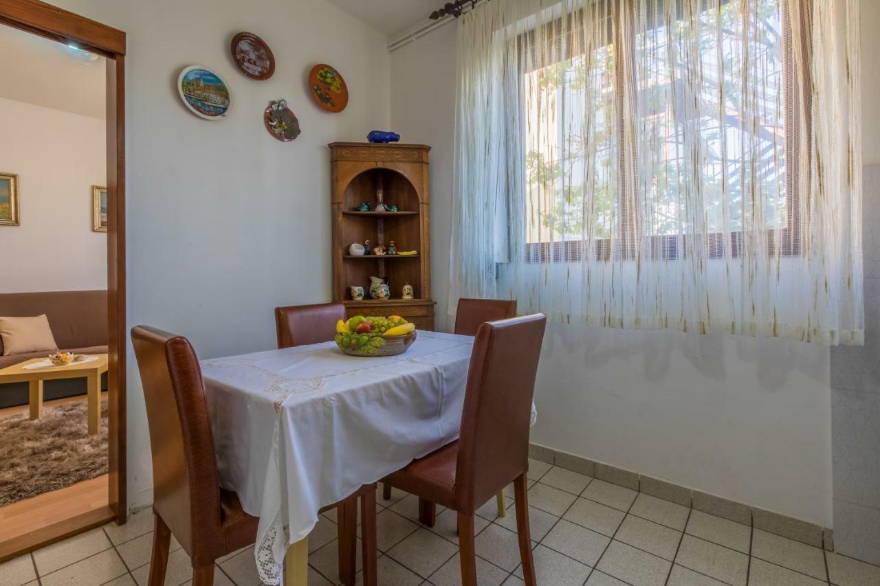 Apartman Laura Selce Zewnętrze zdjęcie