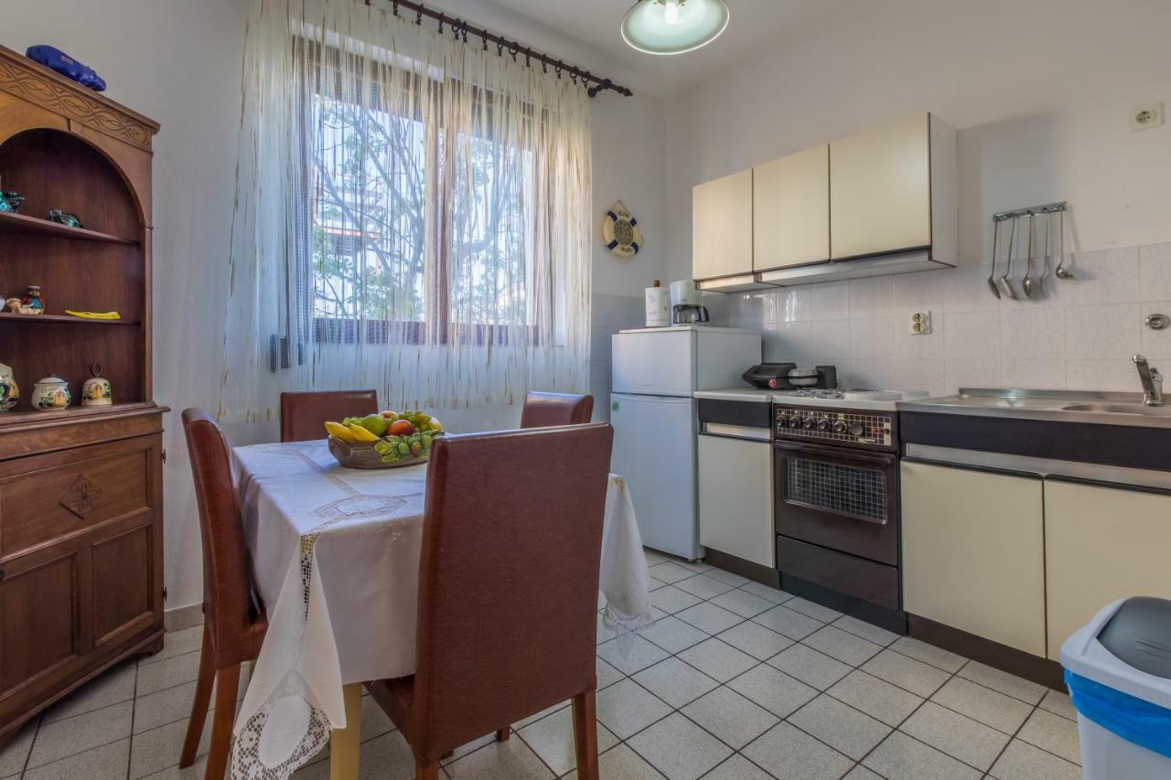 Apartman Laura Selce Zewnętrze zdjęcie
